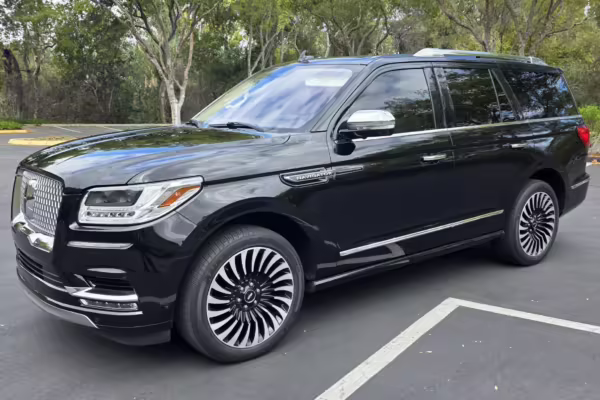 2018 Lincoln Navigator Black Label