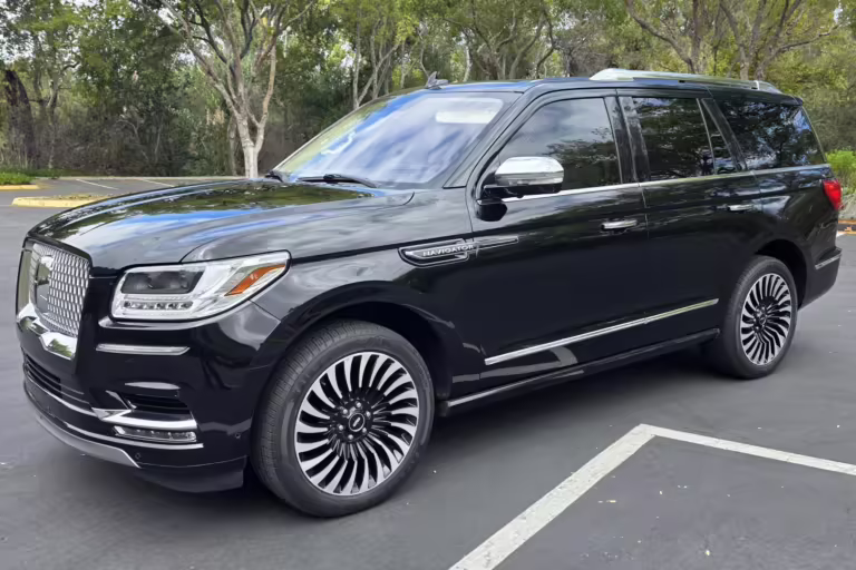 2018 Lincoln Navigator Black Label