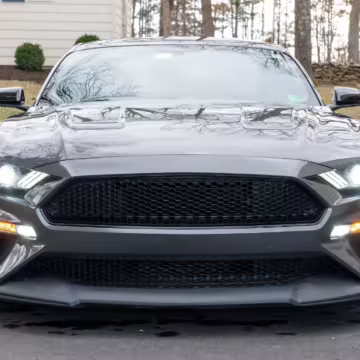 2018 Ford Mustang GT Coupe Premium — photo 2