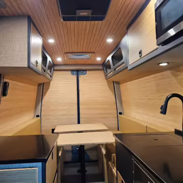 2022 Mercedes-Benz Sprinter 2500 4×4 — photo 34