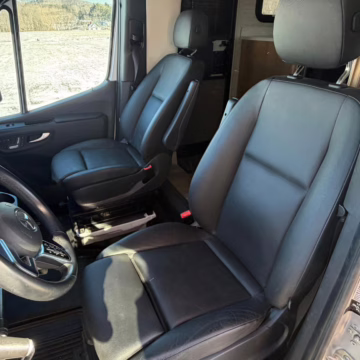 2020 Mercedes-Benz Sprinter 3500XD Tiffin Wayfarer 25QW Motorhome — photo 30