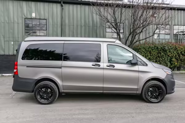 2020 Mercedes-Benz Metris Weekender — photo 2