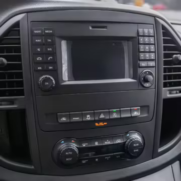 2020 Mercedes-Benz Metris Weekender — photo 22