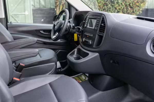 2020 Mercedes-Benz Metris Weekender — photo 34