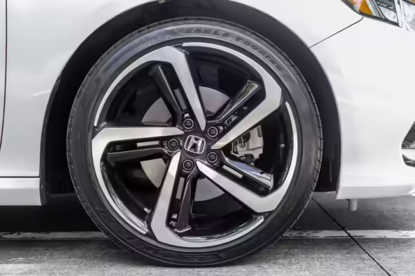 2020 Honda Accord 2.0T Sport — photo 22
