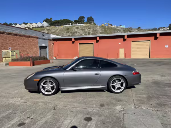 2003 Porsche 911 Carrera Coupe — photo 30