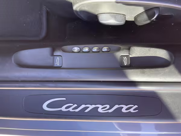 2003 Porsche 911 Carrera Coupe — photo 64