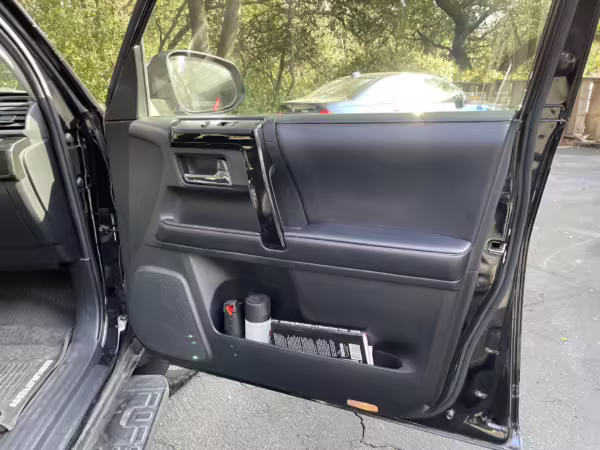 2017 Toyota 4Runner TRD Off-Road 4×4 — photo 36