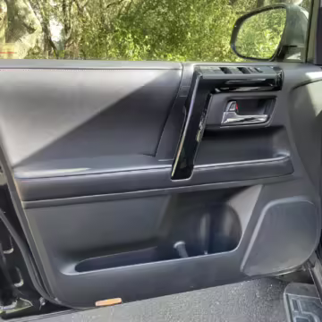 2017 Toyota 4Runner TRD Off-Road 4×4 — photo 37