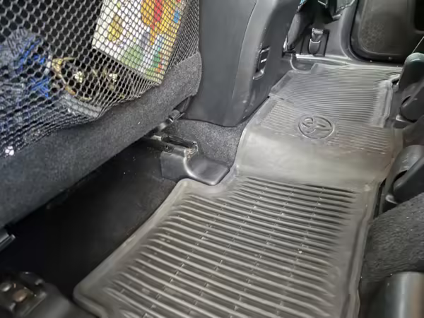 2017 Toyota 4Runner TRD Off-Road 4×4 — photo 43