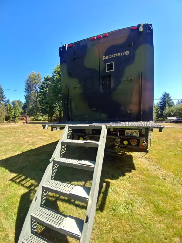 1997 Stewart & Stevenson M1087 FMTV — photo 17