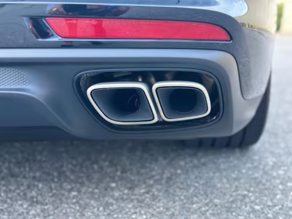 2023 Porsche Panamera Turbo S E-Hybrid — photo 4