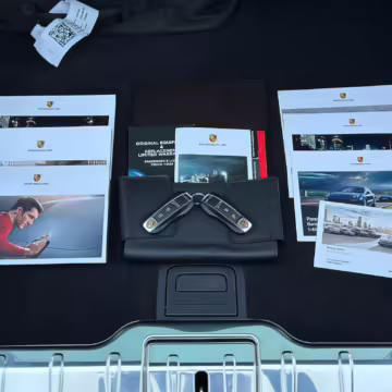 2023 Porsche Panamera Turbo S E-Hybrid — photo 19