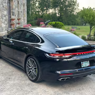 2023 Porsche Panamera Turbo S E-Hybrid — photo 42