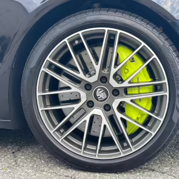 2023 Porsche Panamera Turbo S E-Hybrid — photo 49