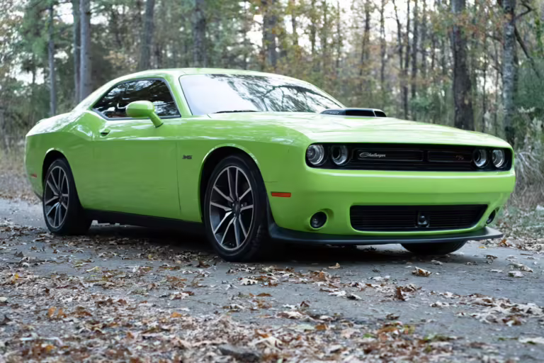 2023 Dodge Challenger R/T Shaker