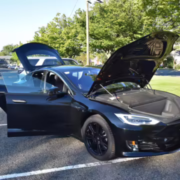 2017 Tesla Model S 75D — photo 8