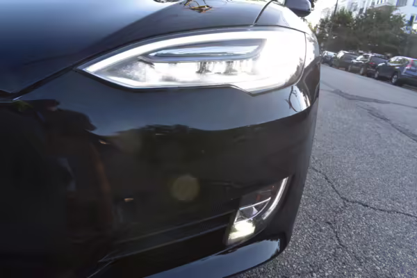 2017 Tesla Model S 75D — photo 14