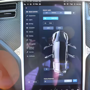 2017 Tesla Model S 75D — photo 66
