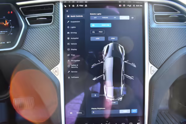 2017 Tesla Model S 75D — photo 33