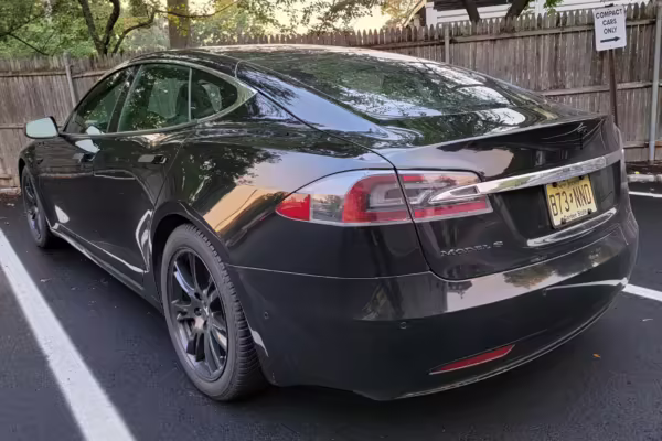 2017 Tesla Model S 75D — photo 4