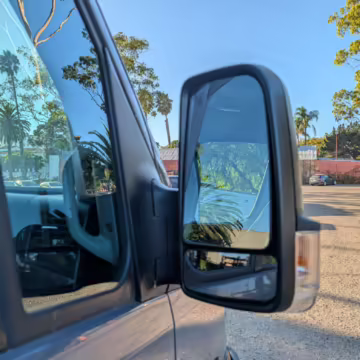 2017 Mercedes-Benz Sprinter 2500 4×4 — photo 2