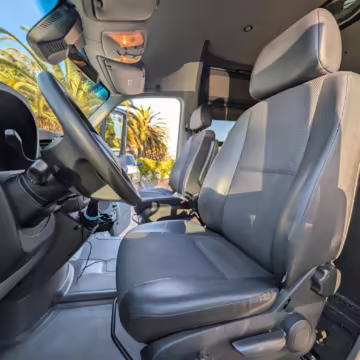 2017 Mercedes-Benz Sprinter 2500 4×4 — photo 39