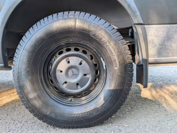2017 Mercedes-Benz Sprinter 2500 4×4 — photo 23