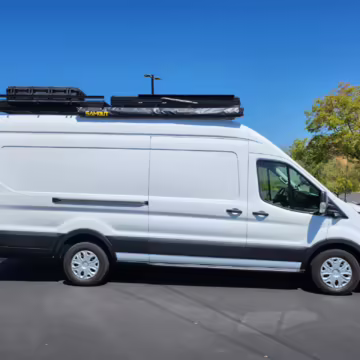 2022 Ford E-Transit 350 — photo 7