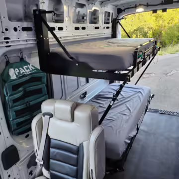 2022 Ford E-Transit 350 — photo 51