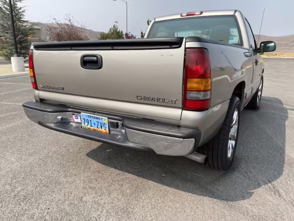 2001 Chevrolet Silverado LS 1500 — photo 6