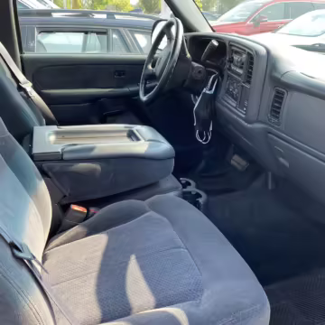 2001 Chevrolet Silverado LS 1500 — photo 33