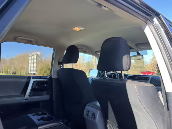 2011 Toyota 4Runner SR5 4×4 — photo 47