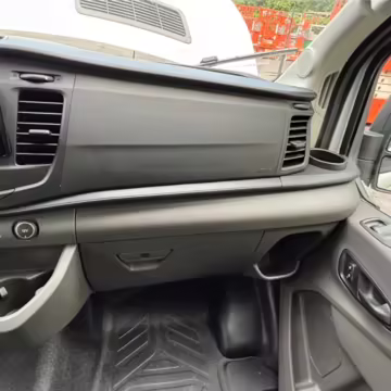 2022 Ford E-Transit 350 — photo 21