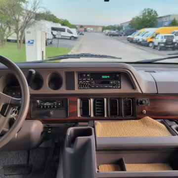 1996 Dodge Ram Van B3500 — photo 25