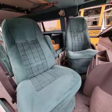 1996 Dodge Ram Van B3500 — photo 30