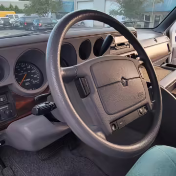 1996 Dodge Ram Van B3500 — photo 55