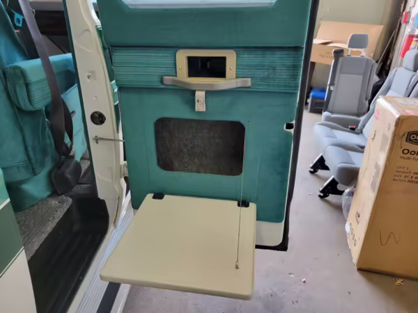 1996 Dodge Ram Van B3500 — photo 66