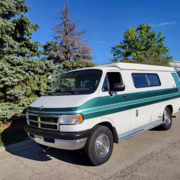 1996 Dodge Ram Van B3500 — photo 12