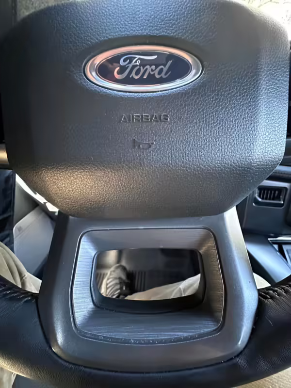 2022 Ford F-150 Lightning Lariat — photo 97