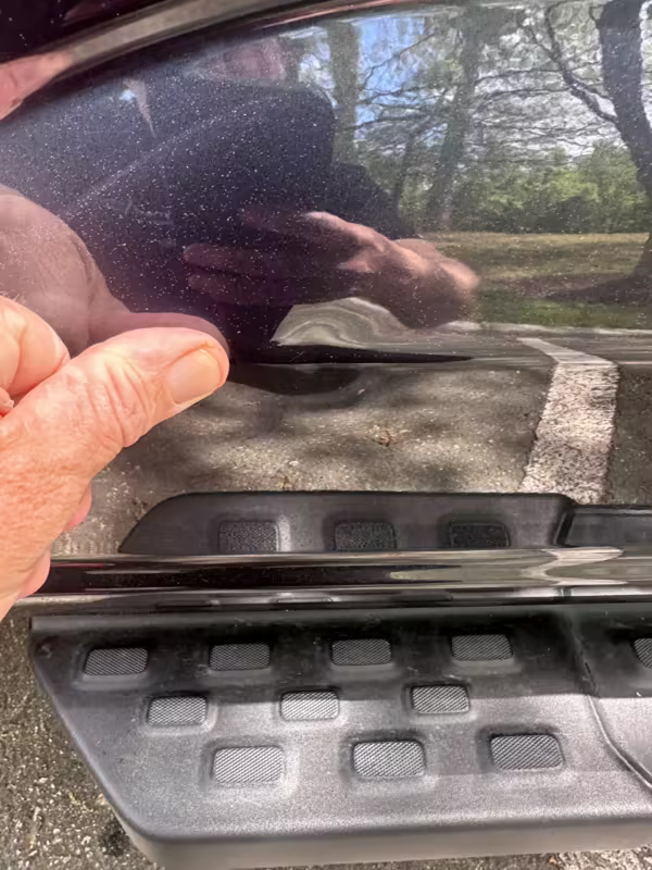 2022 Ford F-150 Lightning Lariat — photo 106