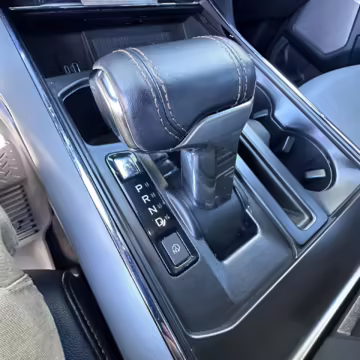 2022 Ford F-150 Lightning Lariat — photo 121