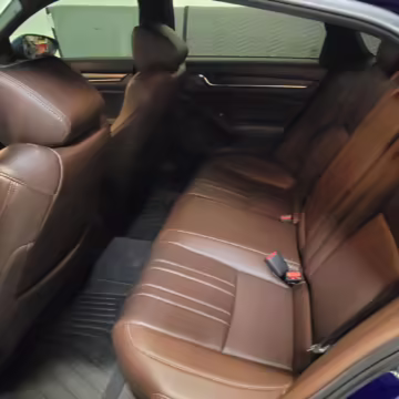 2019 Honda Accord — photo 37