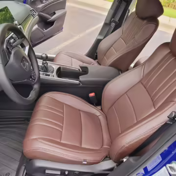 2019 Honda Accord — photo 30