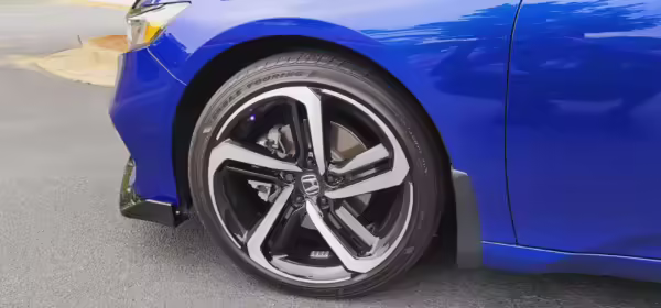 2019 Honda Accord — photo 11