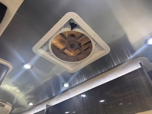 2015 Mercedes-Benz Sprinter 3500 Airstream Interstate — photo 64