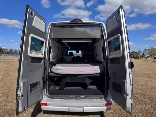 2015 Mercedes-Benz Sprinter 3500 Airstream Interstate — photo 36