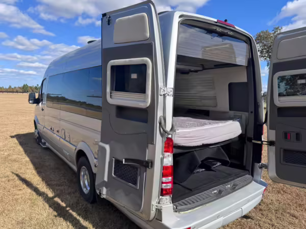 2015 Mercedes-Benz Sprinter 3500 Airstream Interstate — photo 75