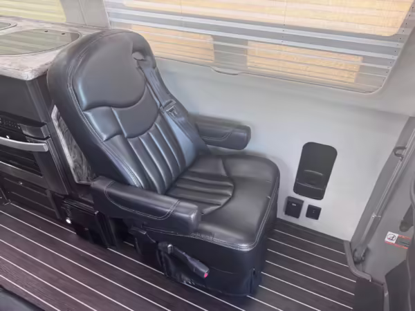 2015 Mercedes-Benz Sprinter 3500 Airstream Interstate — photo 58