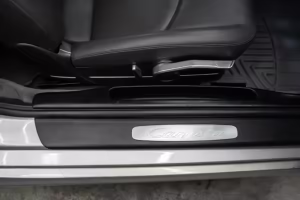 2006 Porsche 911 Carrera Coupe — photo 91